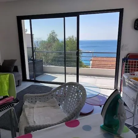 Apartment Cap Sud,apt 4p,vue Mer,pr Le Lavandou