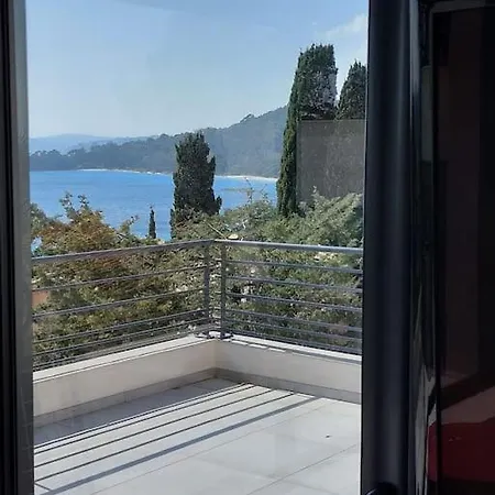 Apartment Cap Sud,apt 4p,vue Mer,pr Le Lavandou