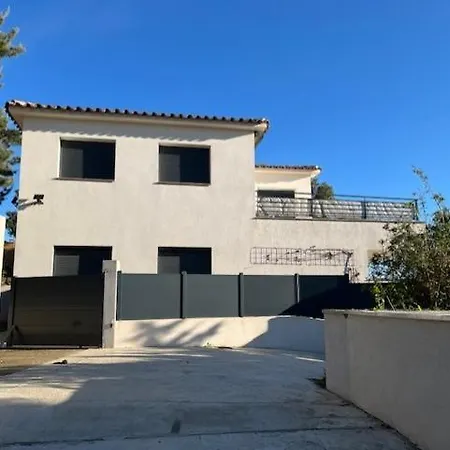 Cap Sud,apt 4p,vue Mer,pr * Le Lavandou